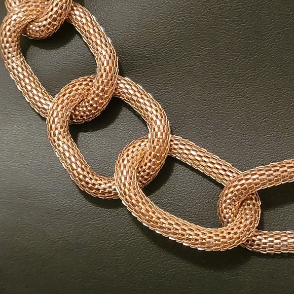 Estate Rose Gold Mesh Chain Link Necklace - Picture 3 of 4
